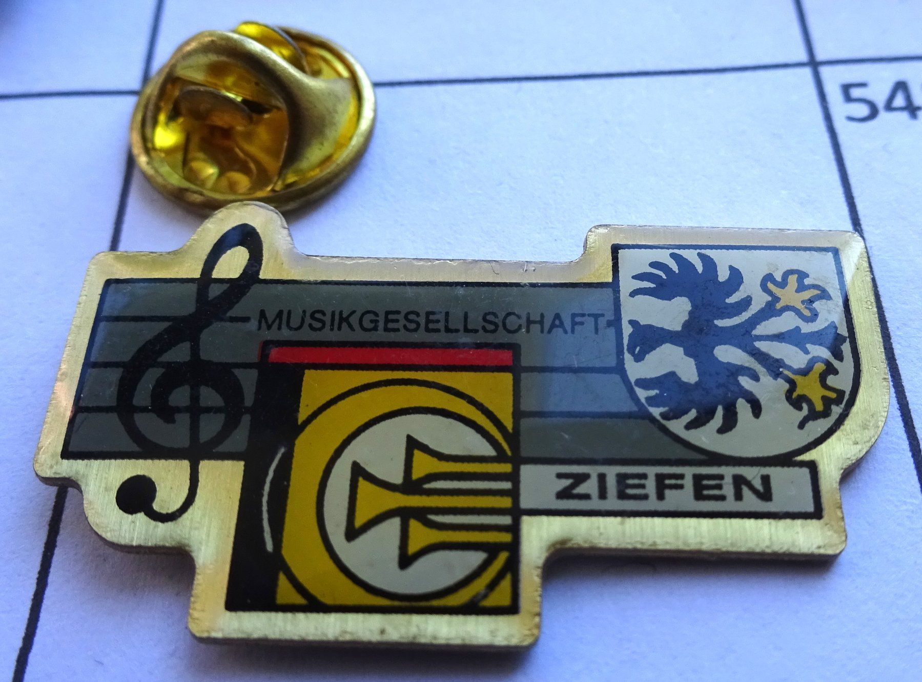 Placchette & Badge: Pin Musikgesellschaft ZIEFEN – Usato da Utzenstorf venduto da BUtter81