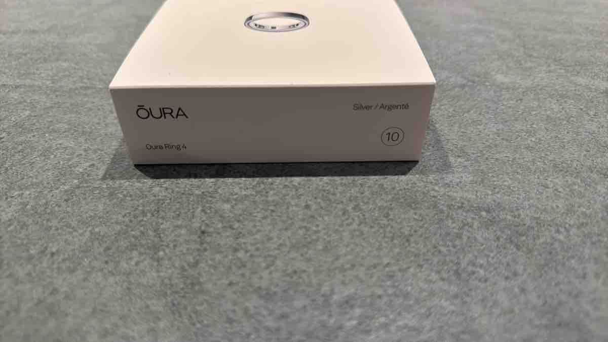 Oura Anelli: Oura Ring 4, Silber, Grösse 10, Neu – Nuovo e nell'imballaggio originale da Lengwil venduto da hoh_p2q6 1