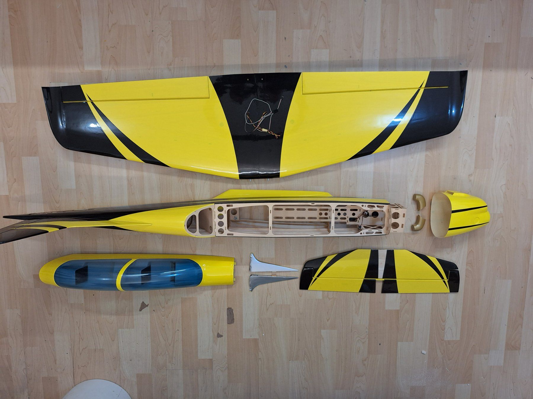 RC Kits de montage: Bausatzteile Sebart PC 21 gelb – Neuf (Voir description) à Züberwangen par m59 1