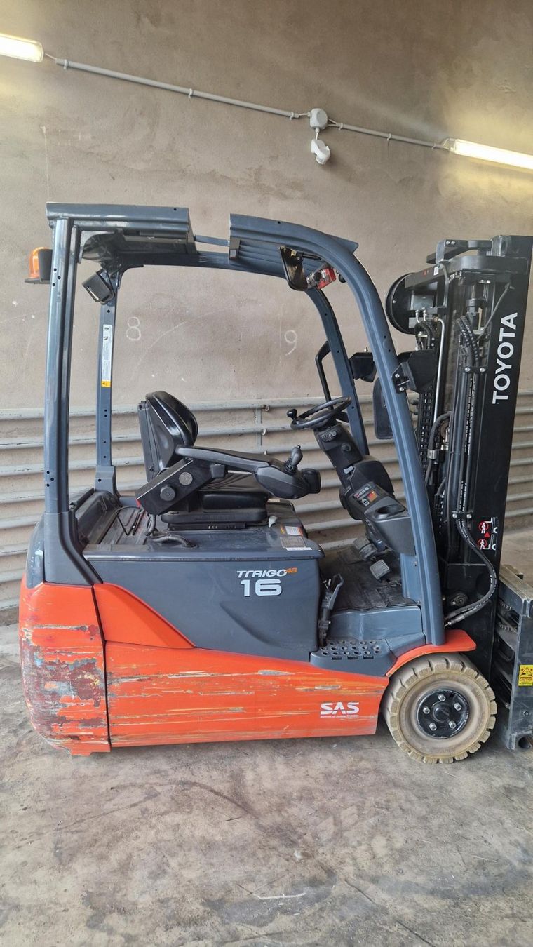 Toyota Carrelli elevatori e a forche: Stapler Toyota Triago 16 – Usato da Büren an der Aare venduto da Fridu2
