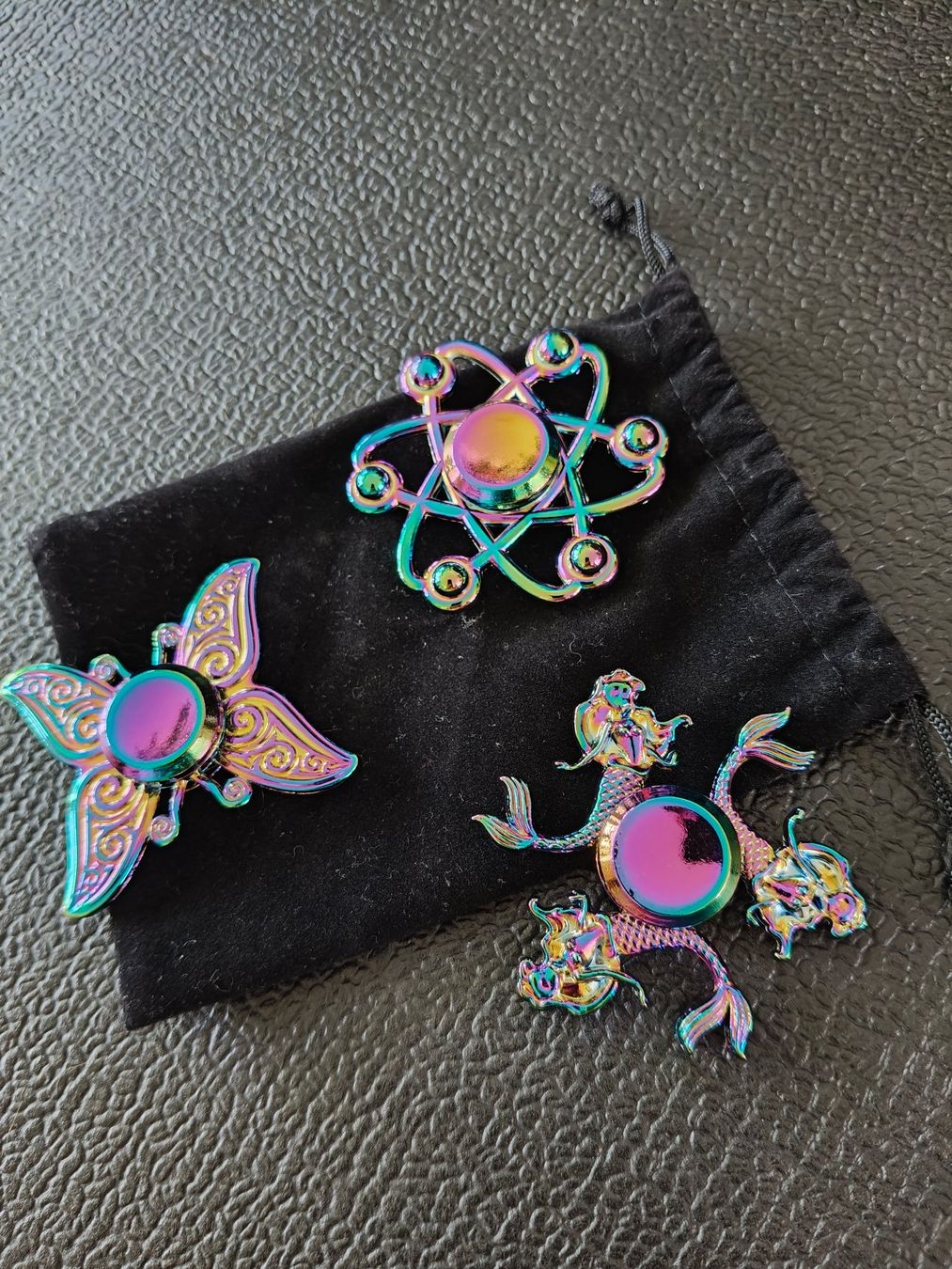 Giocattoli: Fidget Spinner Set 3 Stück bunt – Usato da Basel venduto da jos_2z5q 1