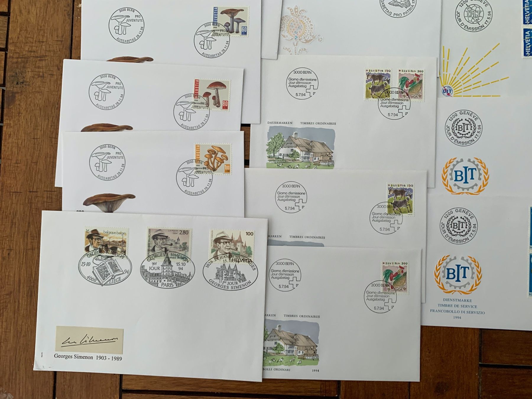 Alle Briefmarken: 1994 - 35 FDC - mit Einzelmarken - avec timbres isolés – Neu (gemäss Beschreibung) aus Chavornay von 4dphila 5