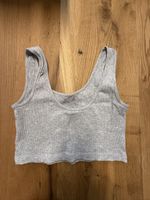 Graues Top, Bauchfrei, Marke Gina Tricot, Gr. S, Neu