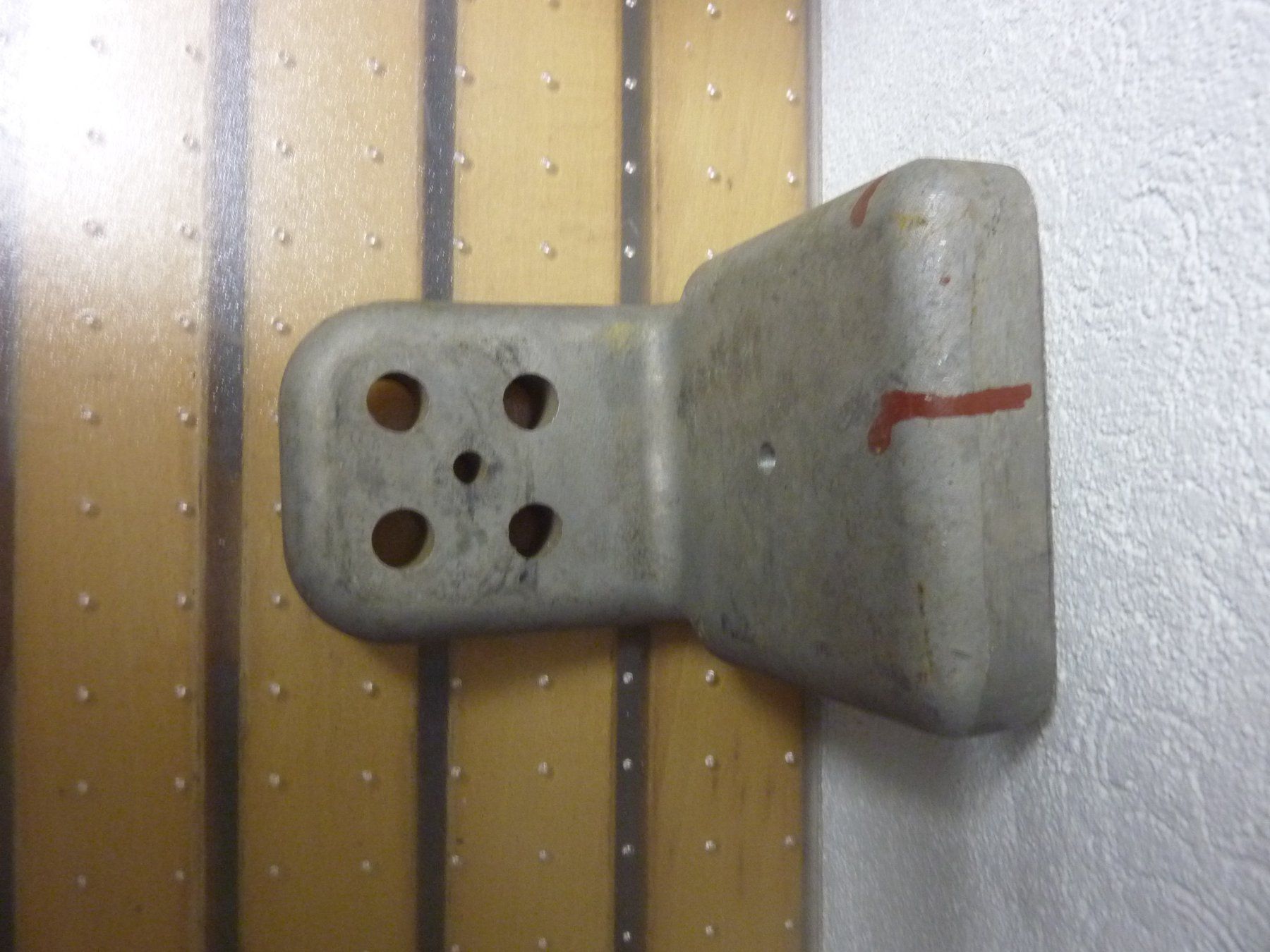 Metall- & Schlosserei Sonstiges: Maschinen-Konsole aus Aluminium – Gebraucht aus Triengen von Nussbaum14 8