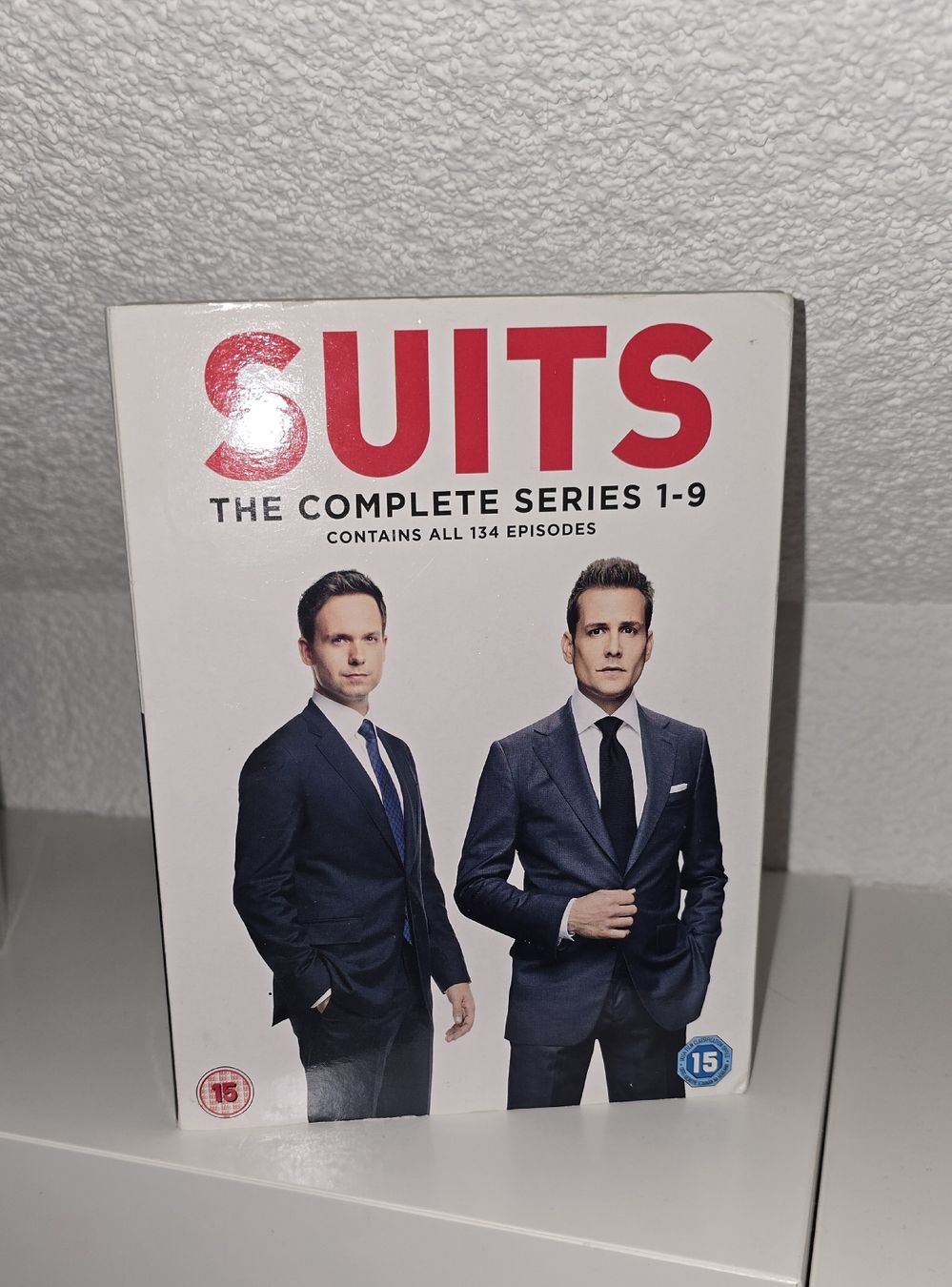Alle DVDs: Serienpaket! Dr. House, Suits, Prison Break – Gebraucht aus Gommiswald von wot_52pd 1