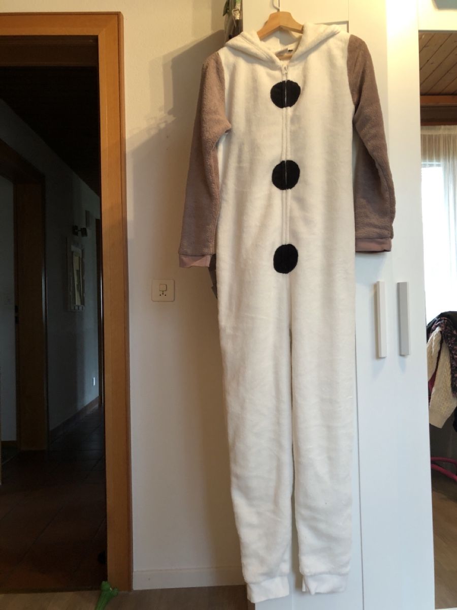 Tute: Onesie Disney Olav Gr.S – Usato da Balsthal venduto da Katzenfan99 1
