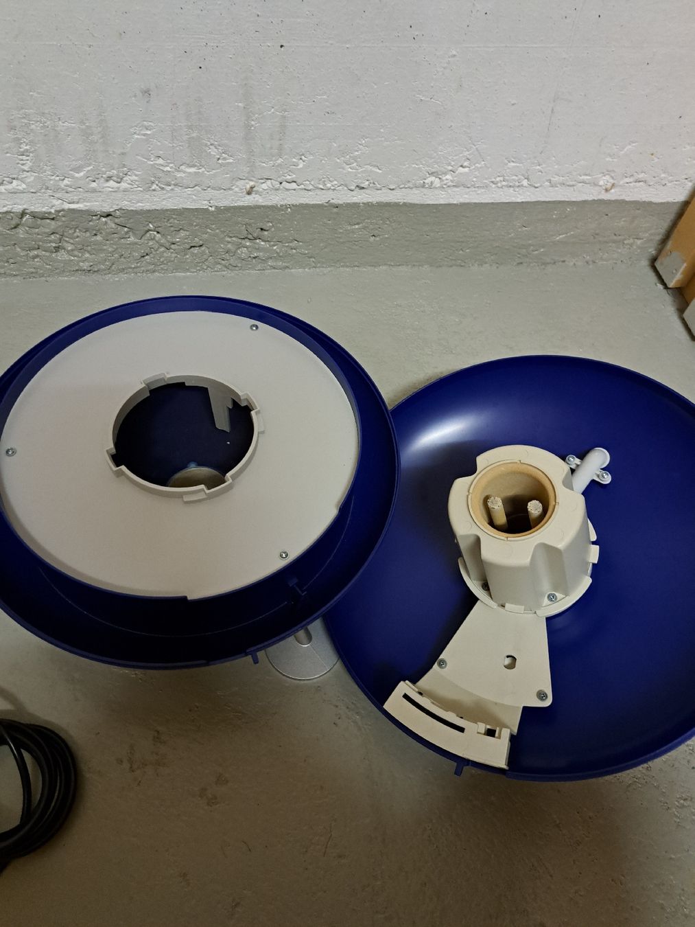 Umidificatori d'aria: Alessi Luftbefeuchter Fred, blau. – Usato da Lachen SZ venduto da Ruki01 2