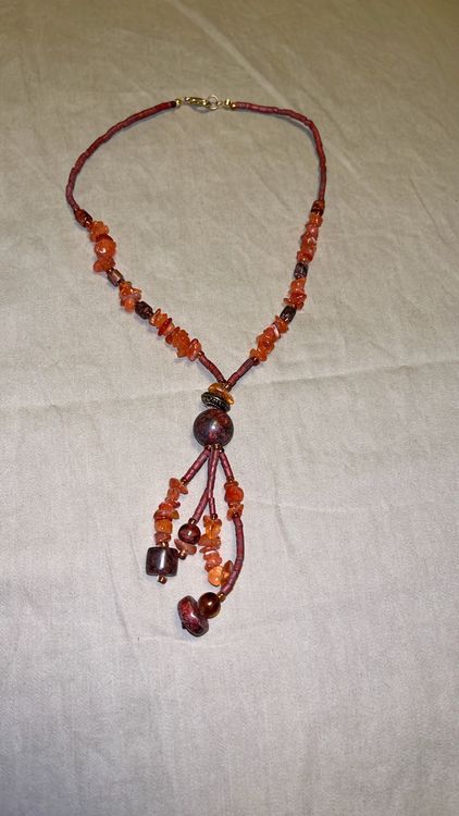 Boho Halskette Mit Holzperlen - Mehrlagig Mit Blumenanhänger