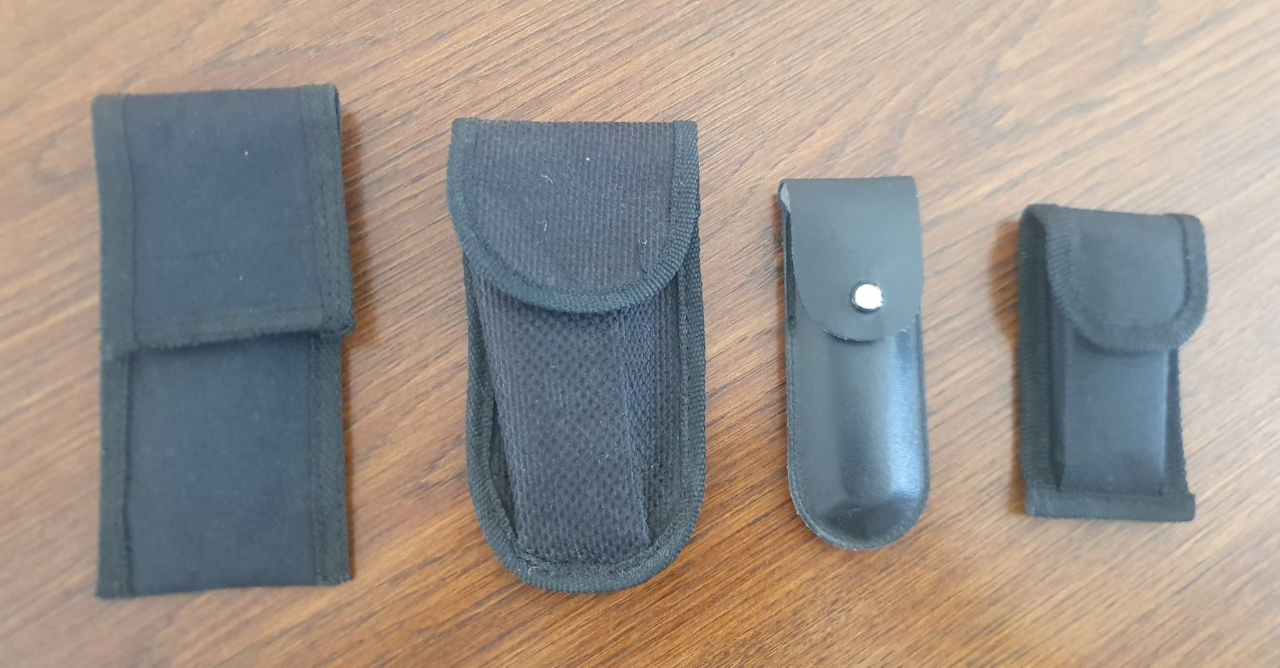 Sonstige Kleidung & Accessoires: 8 Messer – Etuis – Gebraucht aus Härkingen von MarianneSi 4