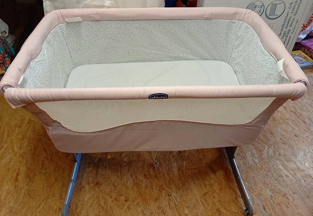 Betten: Beistellbett – Gebraucht aus Nussbaumen AG von myb_ymy9