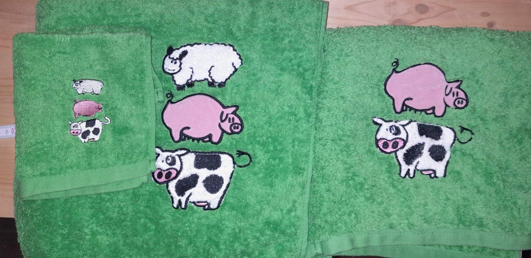 Serviettes de bain: Badetuch Set Bauernhoftiere – Neuf (Voir description) à Gansingen par Lisa-Jane