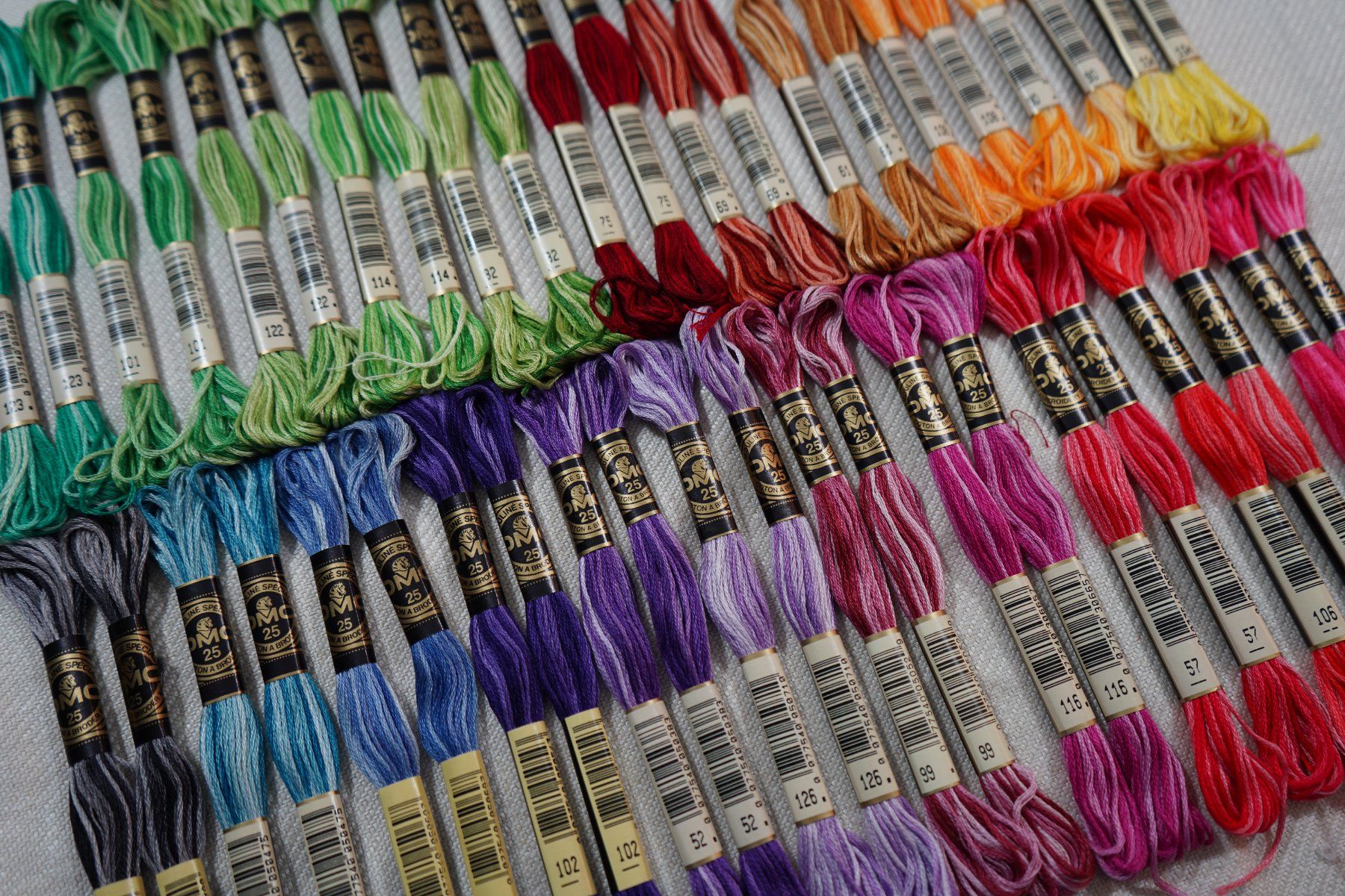 Cordicelle & Fili: 44 DMC Mouliné Spécial Multicolor Art 117 - LOSB4 – Nuovo e nell'imballaggio originale da Mels venduto da DACRI 9