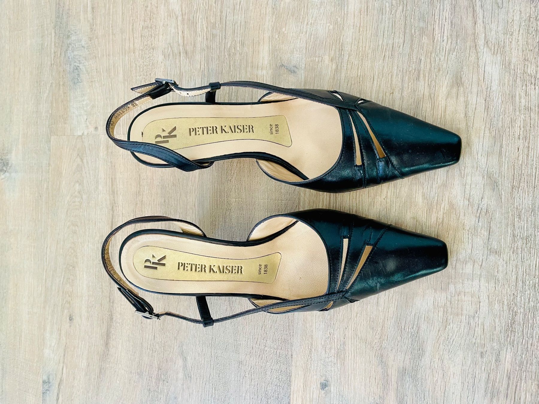 Scarpe da donna: Peter Kaiser Pumps Grösse 38 – Usato da Walliswil-Nbipp venduto da Trustable2006 1