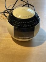 Vintage Uhr mit Radio