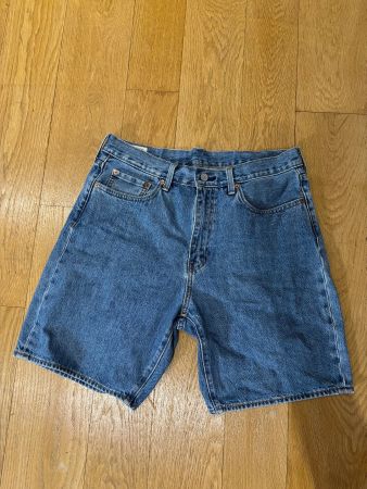 Shorts en jean Levi's 501 bleus taille 33 bon état