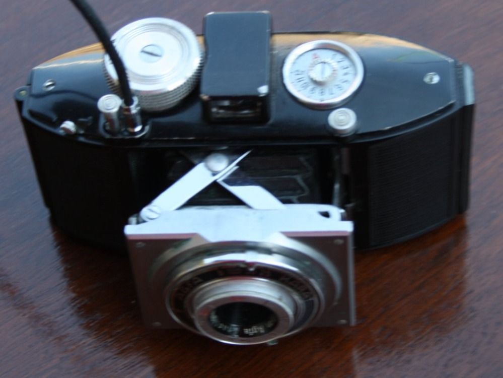 Agfa Kamera: AGFA VINTAGE FOTO KAMERA – Gebraucht aus Wauwil von Pneuedy 1