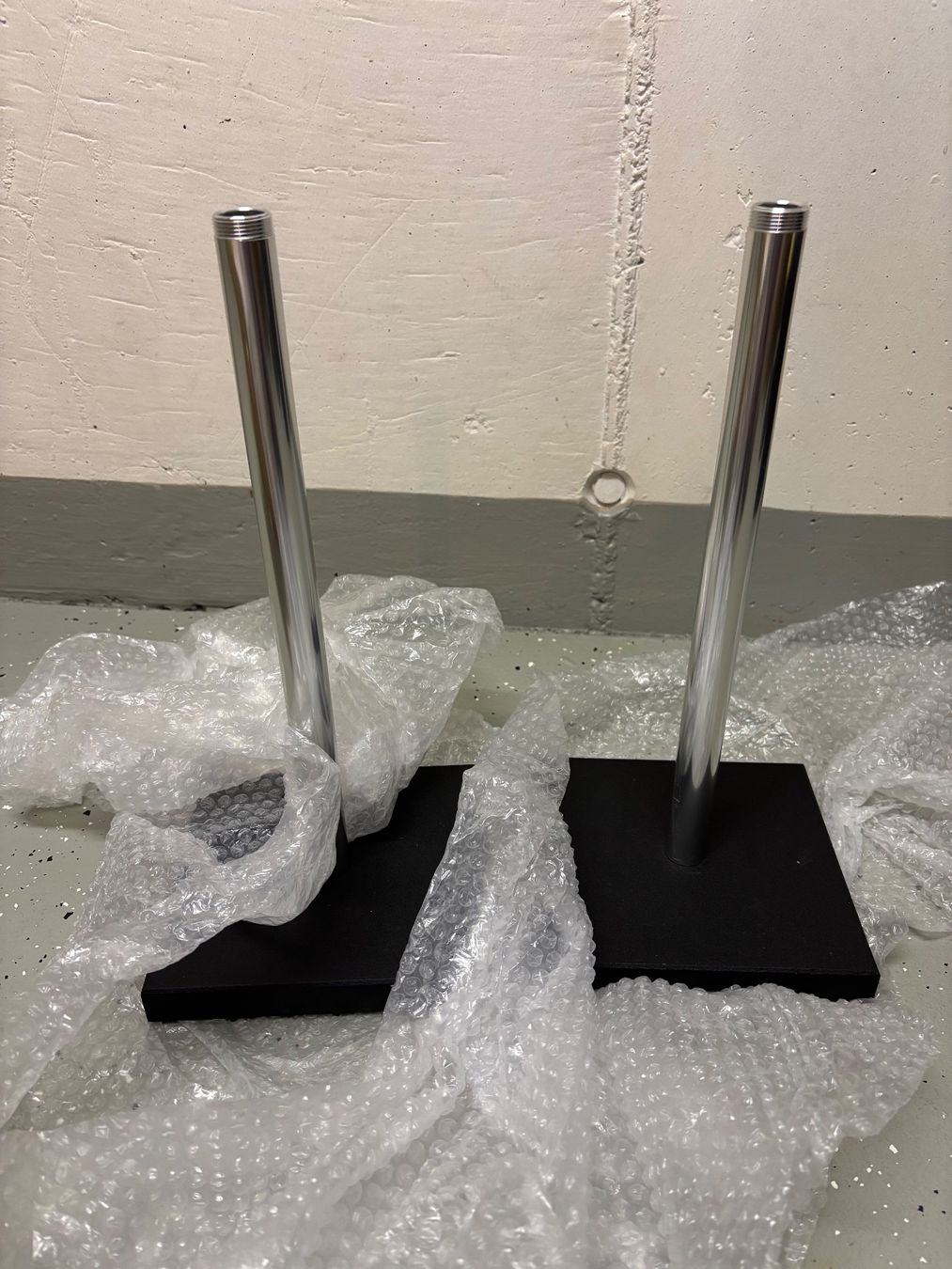Bang & Olufsen Casse acustiche: Bang & Olufsen Beolab12-1 mit Standfuss – Usato da Winterthur venduto da schmudo45 4
