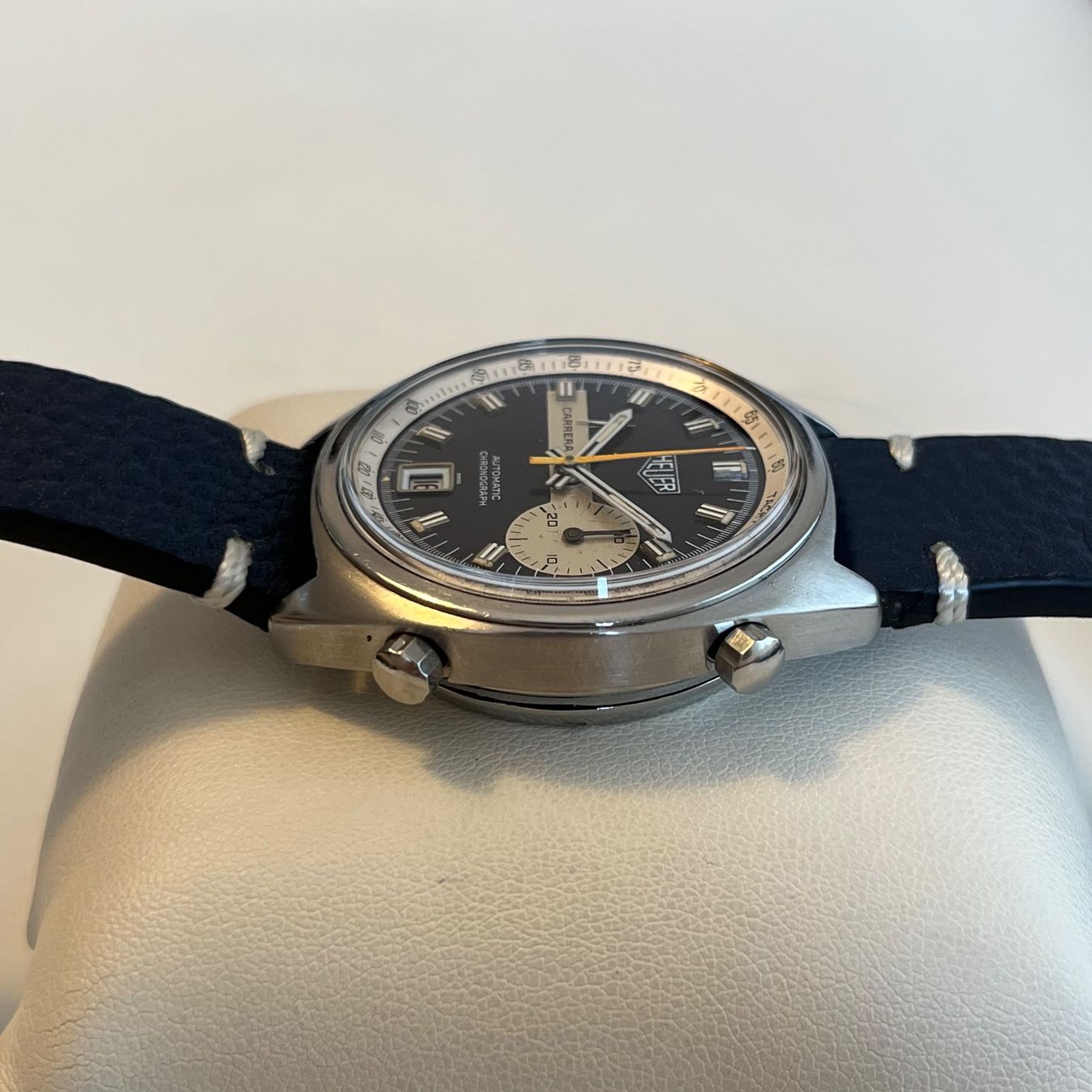 Tag Heuer Orologi: Heuer Carrera Automatic Calibre 15 – Usato da Winterthur venduto da LaBodega 5