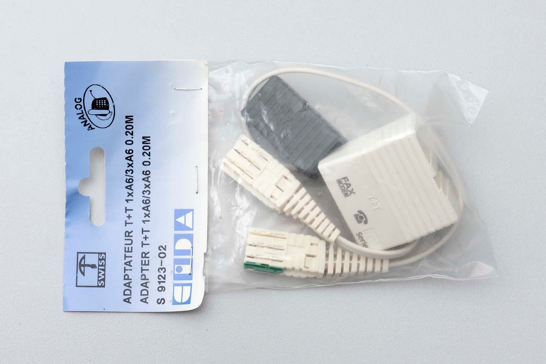 Swisscom Telefoni: T+T Swisscom Fax/Modem-Adapter mit Doppelbuchse in OVP – Usato da Basel venduto da phil4001