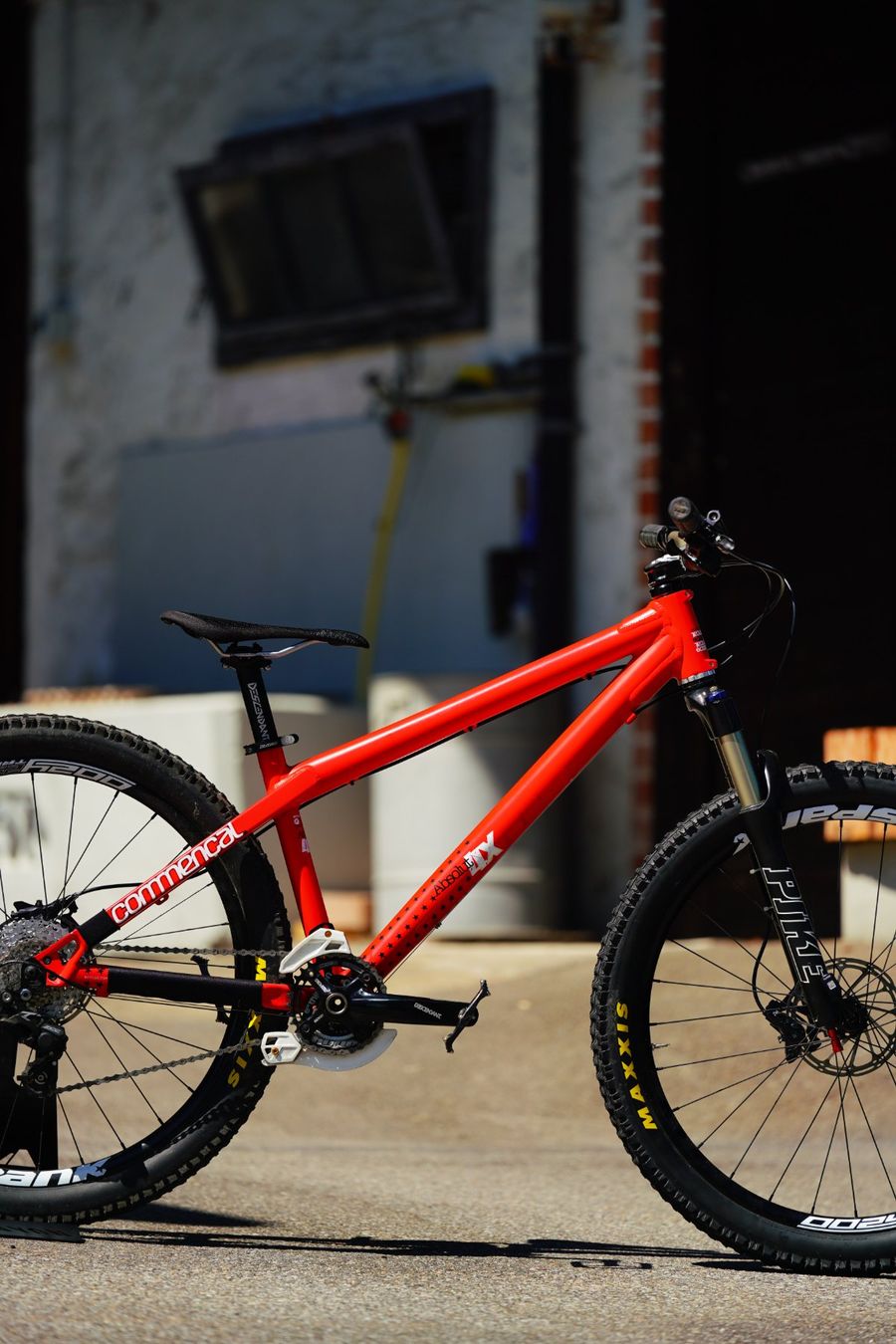 Commencal Biciclette: Commencal Absolut 4X — Custom Nostalgia Build – Usato da Baar venduto da tho_kvv7 1