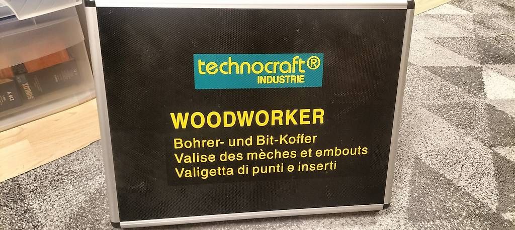 Tutti gli attrezzi: Bohr- und Bit- Koffer von technocraft Industrie – Usato da Steinach venduto da Tsgweh