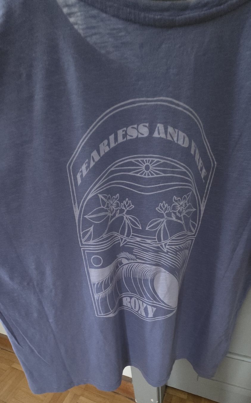 T-shirt: Tshirt bleu Roxy Taille M Unisexe – Usato da Yverdon-les-Bains venduto da van_dq65 1