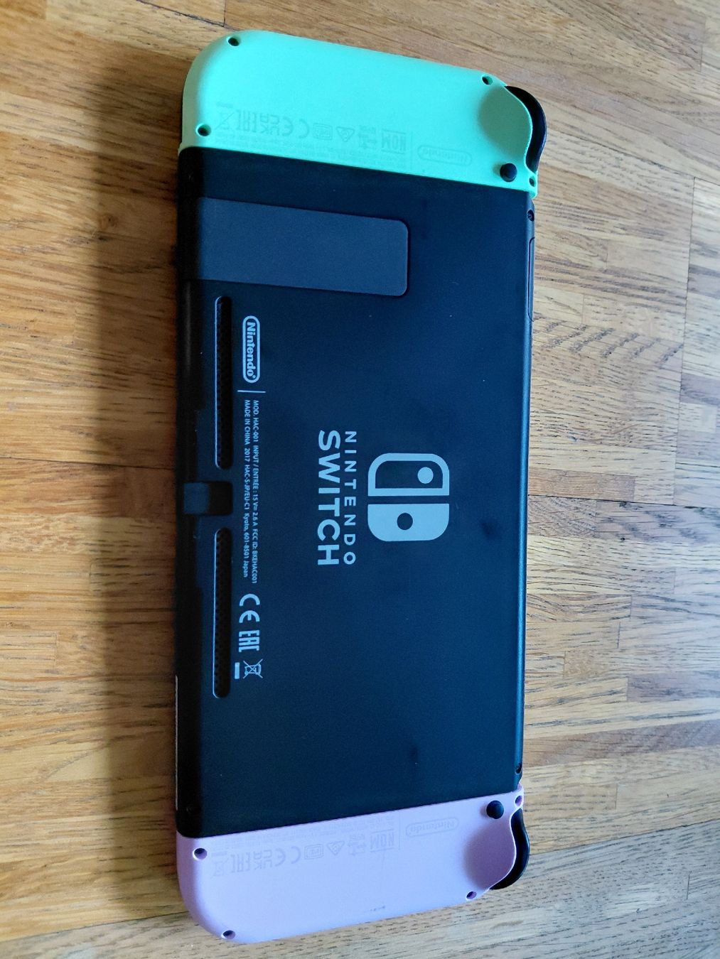 Nintendo Console: Nintendo Switch inkl. Dock und Netzteil – Usato da Zürich venduto da poeschoo 1