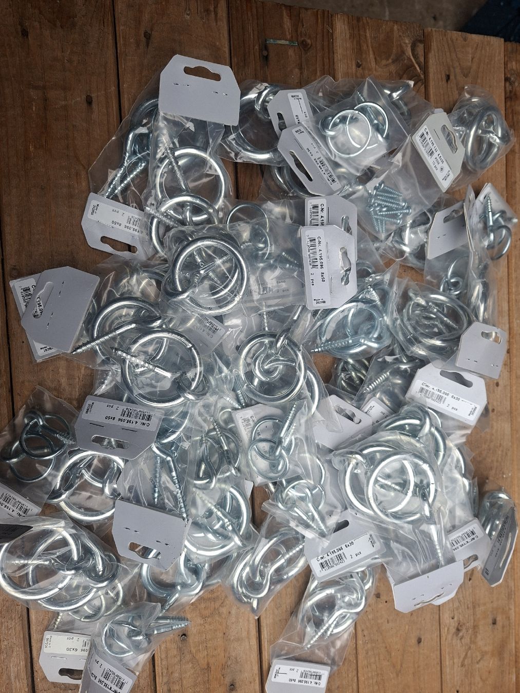 Supporti a parete: Posten Krippringe Ringösenschrauben – Nuovo (secondo la descrizione) da Giswil venduto da Svab1999