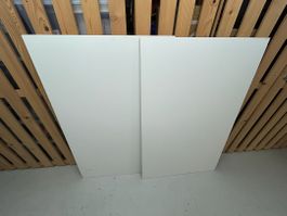 2 weiße Möbelbauplatten 135,5 × 86 × 1,2 cm