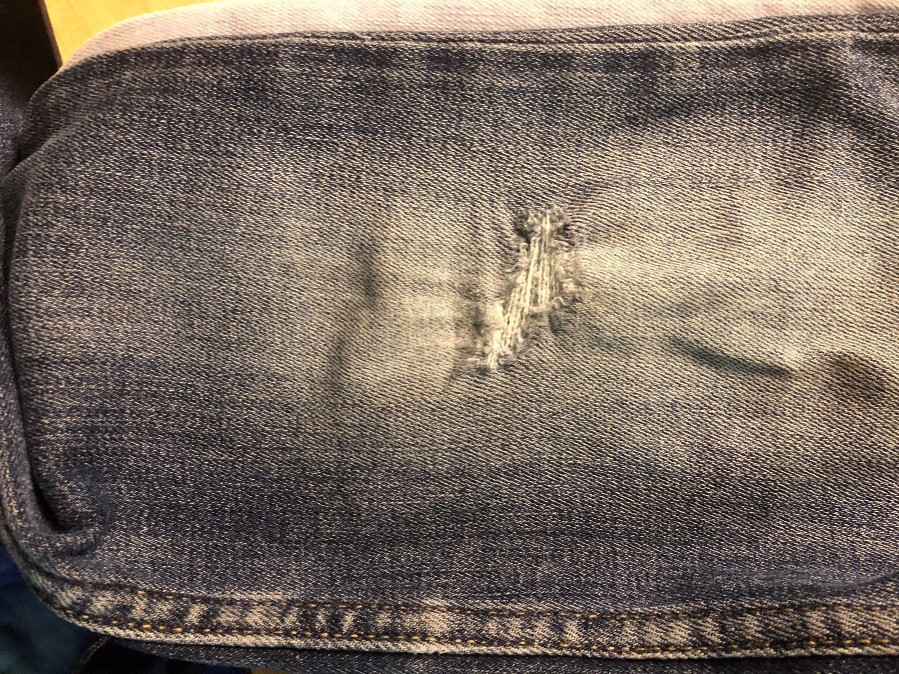 H&M Pantaloni: 2 H&M stretch Jeans Gr.152 – Usato da Obergerlafingen venduto da cabo4 4