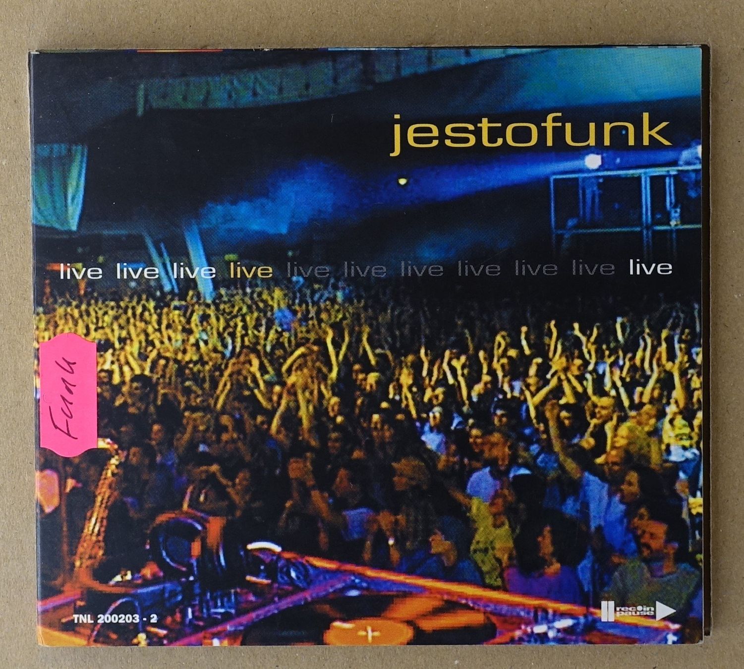 CD: Jestofunk – Live - D18 – Usato da Sessa venduto da discoverymedia