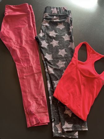 3 Pcs Fitness Outfit: Leggings & Top, Gr. S/M