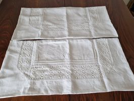 2 Antike Leinen Kissenbezüge mit Monogramm Stickerei Spitze