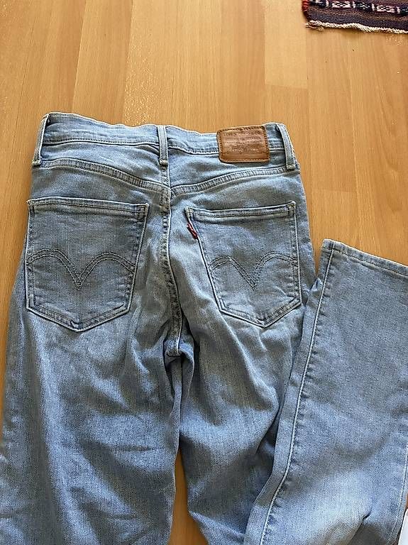 Levi's Jeans: Levi's Jeans Denim Skinny Ankle – Gebraucht aus Bern von n-dine 4