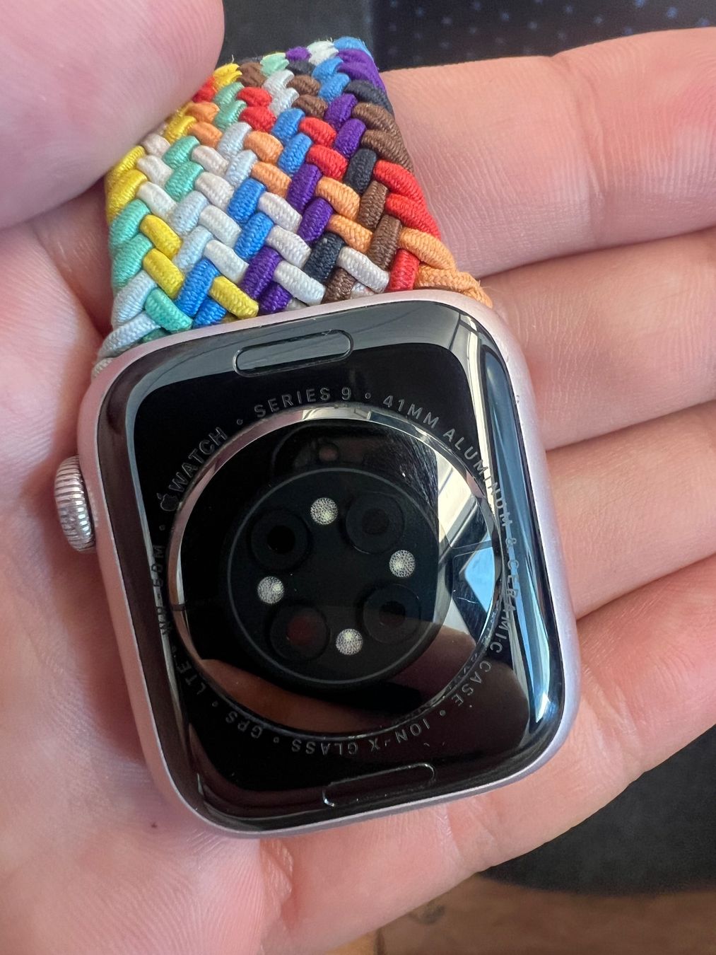 Apple Smartwatch: Apple Watch series 9 GPS + Cellular 41mm – D'occasion à Frick par ToWay 2