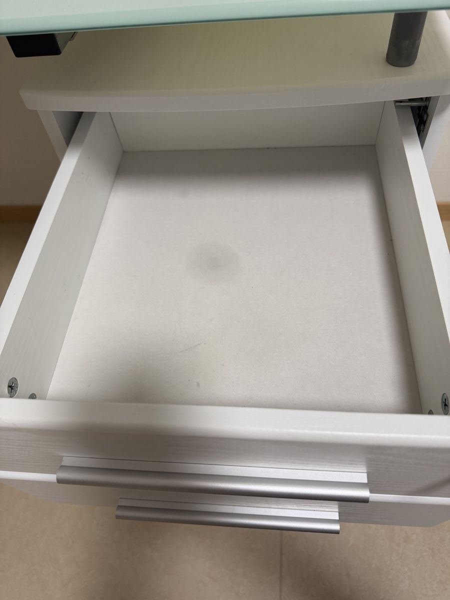 Schreibtische: Schreibtisch – Gebraucht aus Zürich von shk_bb5c 5