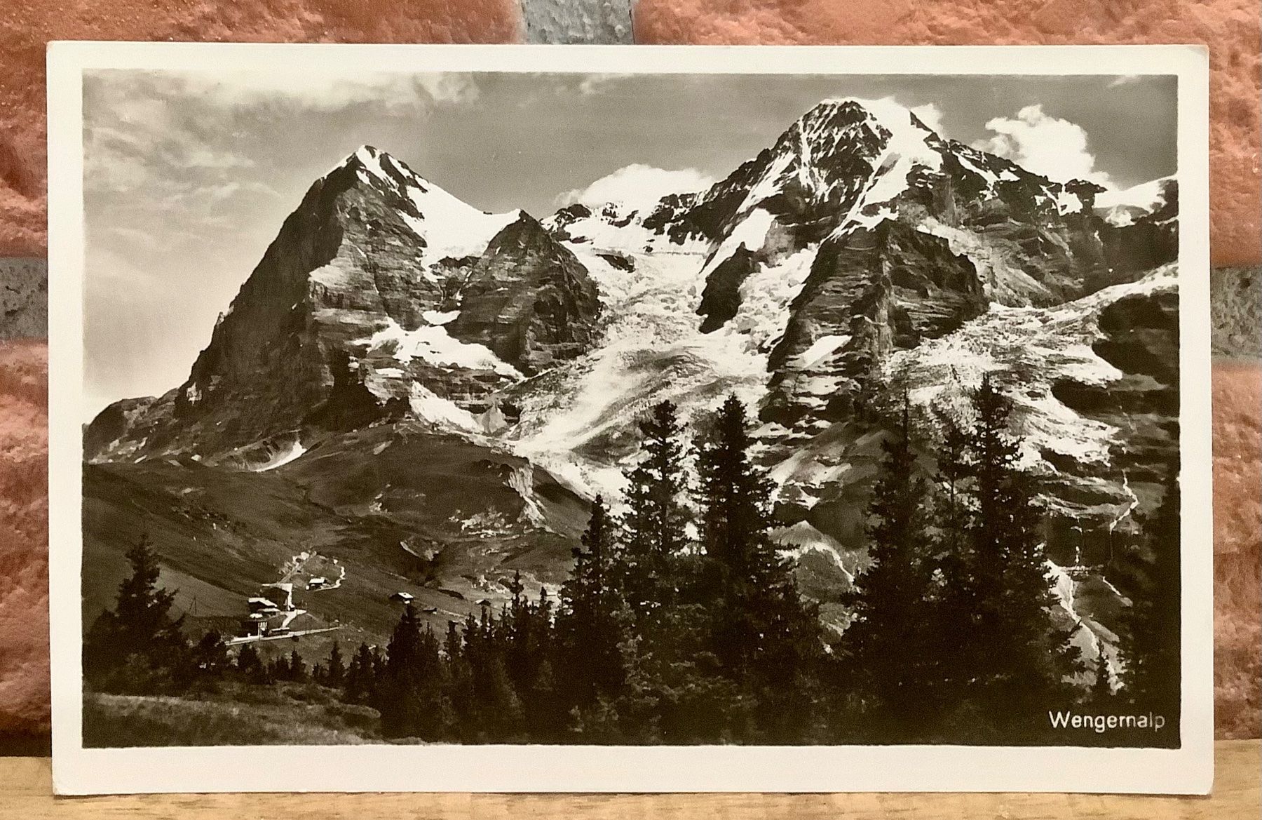 Cartoline postali: WENGERNALP - Berner Oberland – Usato da Root venduto da ENGLAND-TREASURES