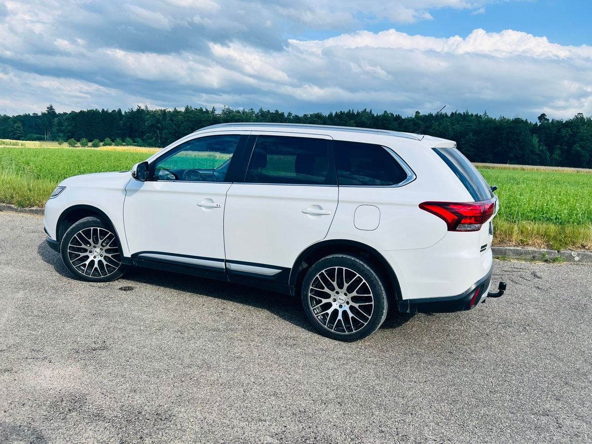 Mitsubishi Automobili: Mitsubishi Outlander 2.2 DID Value – Usato da Guschelmuth venduto da Olish26 6