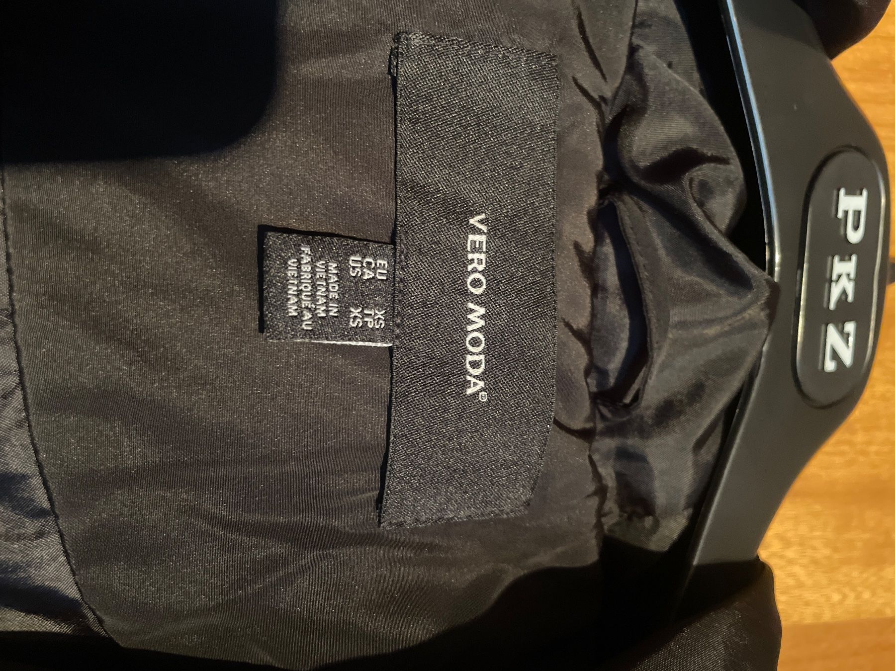 Vero Moda Vestes: Winterjacke xs – Neuf (Voir description) à Eggersriet par jan_25tn 1