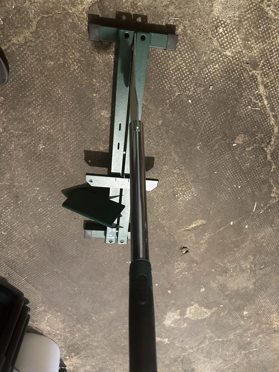 Parkside Tutti gli attrezzi:  Laminatschneider Parkside  – Usato da Bad Zurzach venduto da m3s3m3