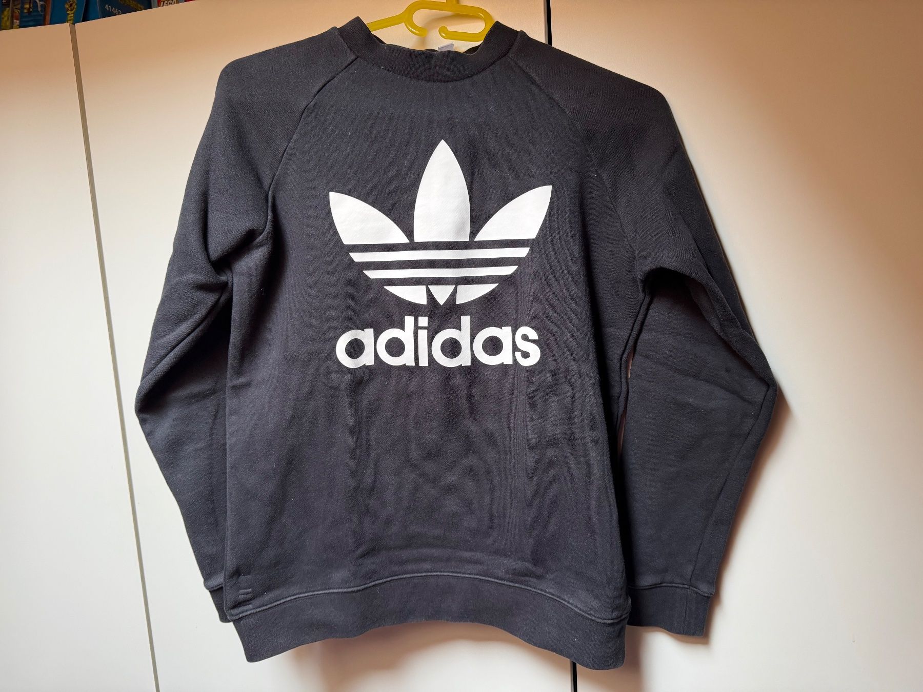 Adidas Maglioni & Felpe: Adidas Pullover (Grösse M) – Usato da Poschiavo venduto da Maria1878