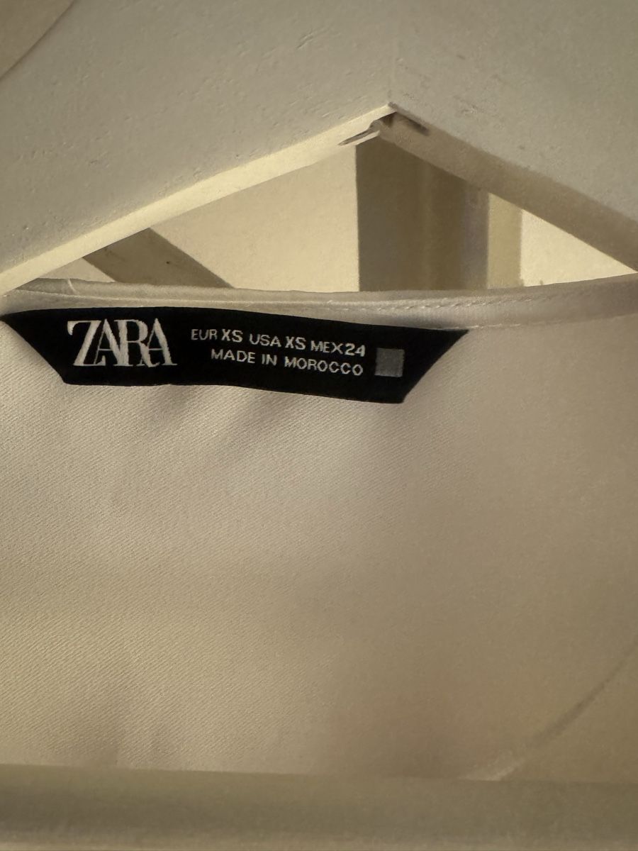 Zara Blusen: Zara Bluse – Neu (gemäss Beschreibung) aus Lachen SZ von mima41 1