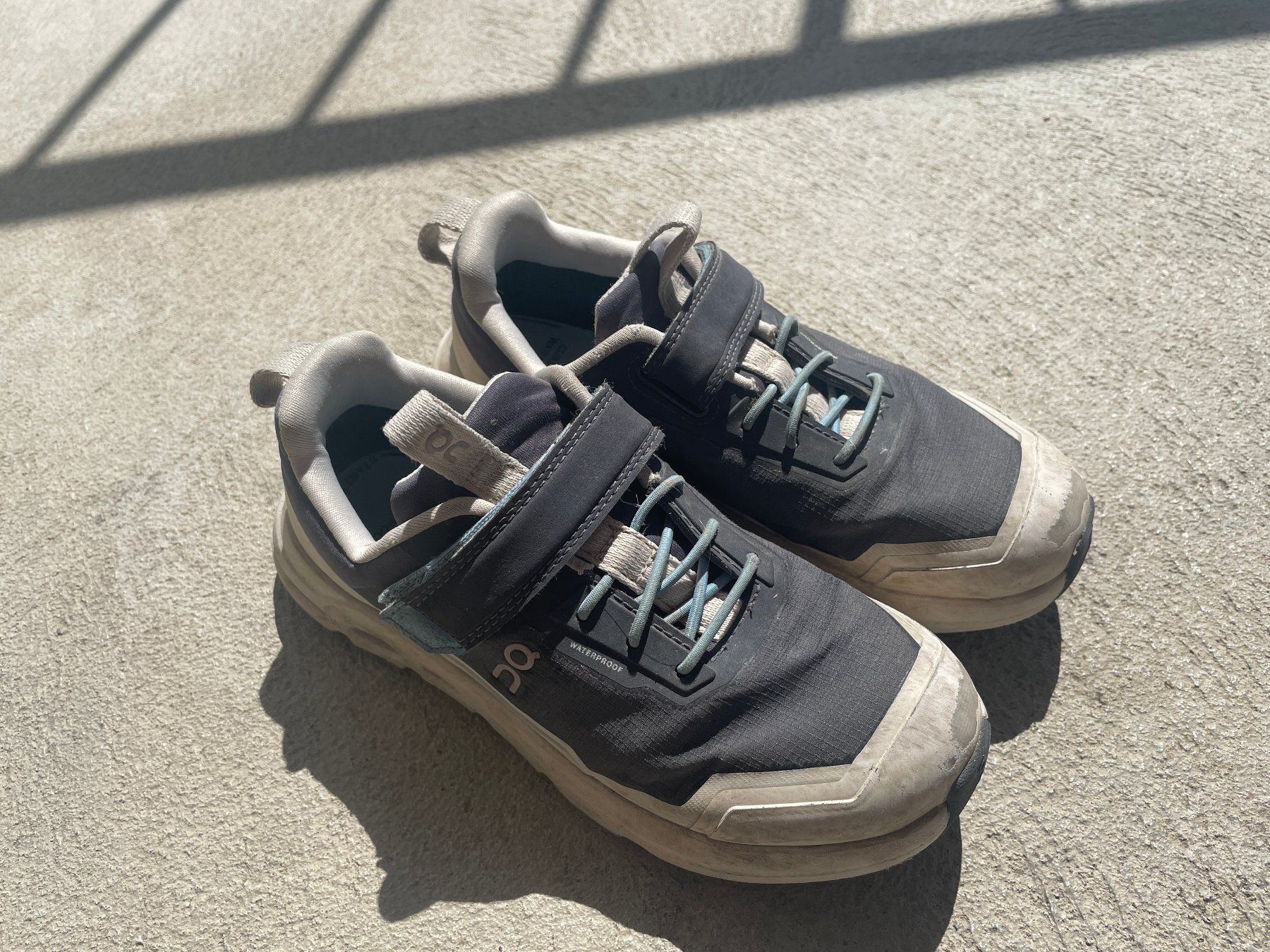 On Scarpe da uomo: On Cloudhero Waterproof (Grösse 30) – Usato da Zürich venduto da papillon8000