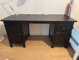 Ikea Hemnes Schreibtisch schwarzbraun 155x65cm