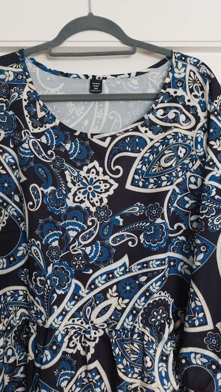 Kleider: Robe taille 2XL neuve – Neu (gemäss Beschreibung) aus Lausanne von anta-123 1