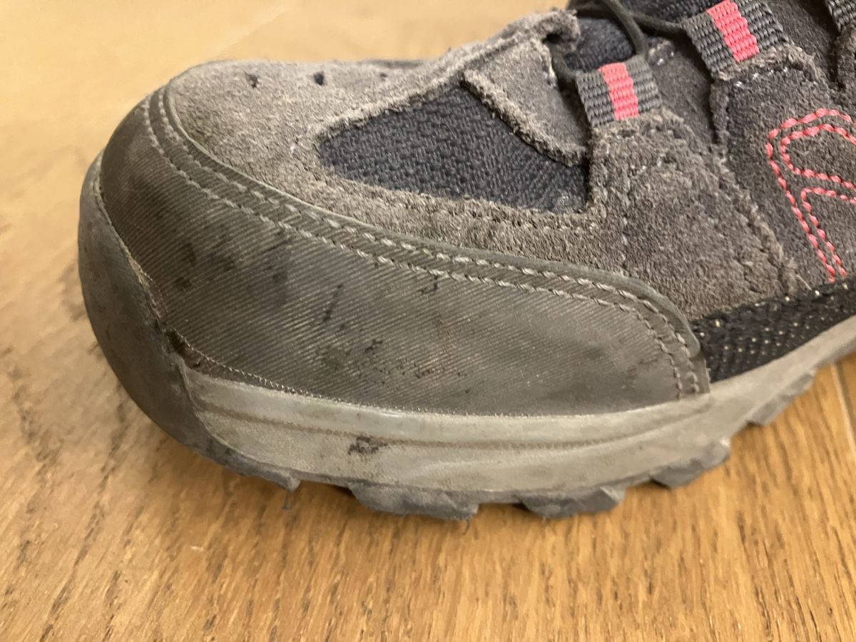 Scarpe per ragazze: Wander-/Trekkingschuhe Gr. 31 – Usato da Boswil venduto da ale_tg2z 2