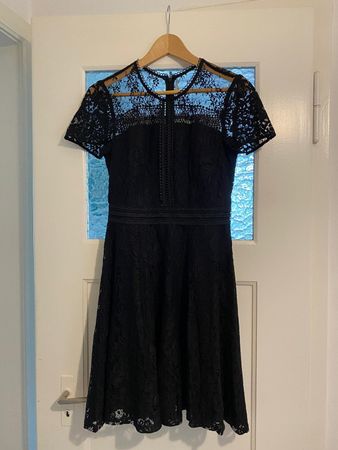 Morgan Kleid Grösse 34 NEU