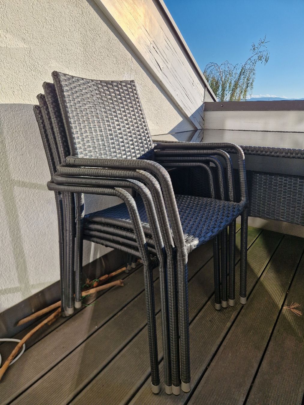Set di tavolo e panche: Balkon-/Gartentisch inkl. Stühle – Usato da Grüt (Gossau ZH) venduto da cj8126 5