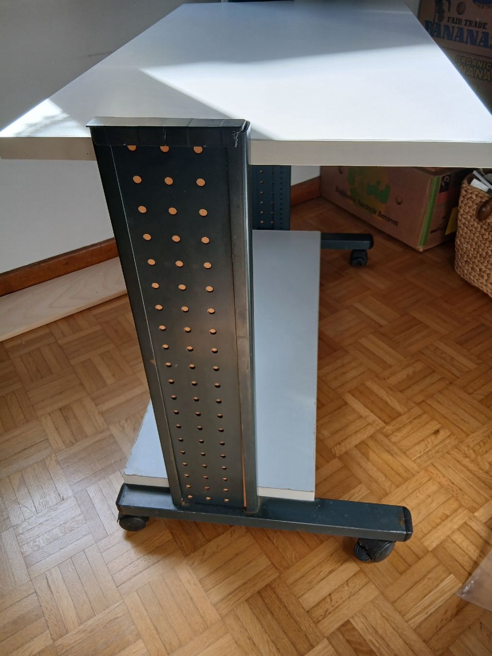 Schreibtische: Rollbarer Beistelltisch/ Bürotisch – Gebraucht aus Basel von lex_jd5s 1