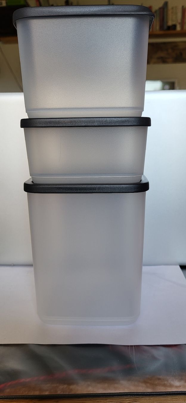 Tupperware Contenitori & Simili: Tupper Cubix Set , 1,8 l1 l und 650 ml – Nuovo e nell'imballaggio originale da Schweizersholz venduto da fuchs06